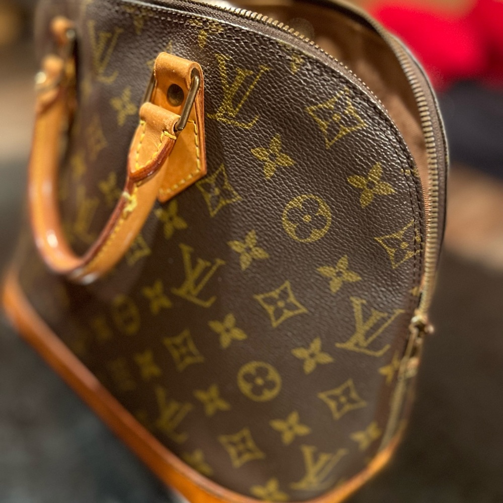 Louis Vuitton alma PM monogram